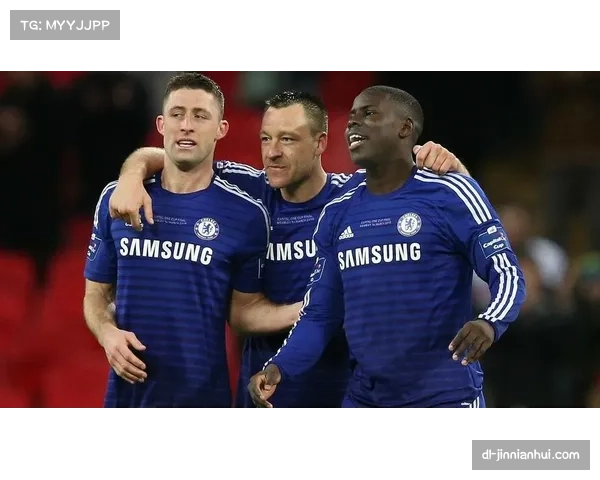 弗赖堡后腰霍勒与埃格施泰因组合 成为防守转换的关键枢纽保障